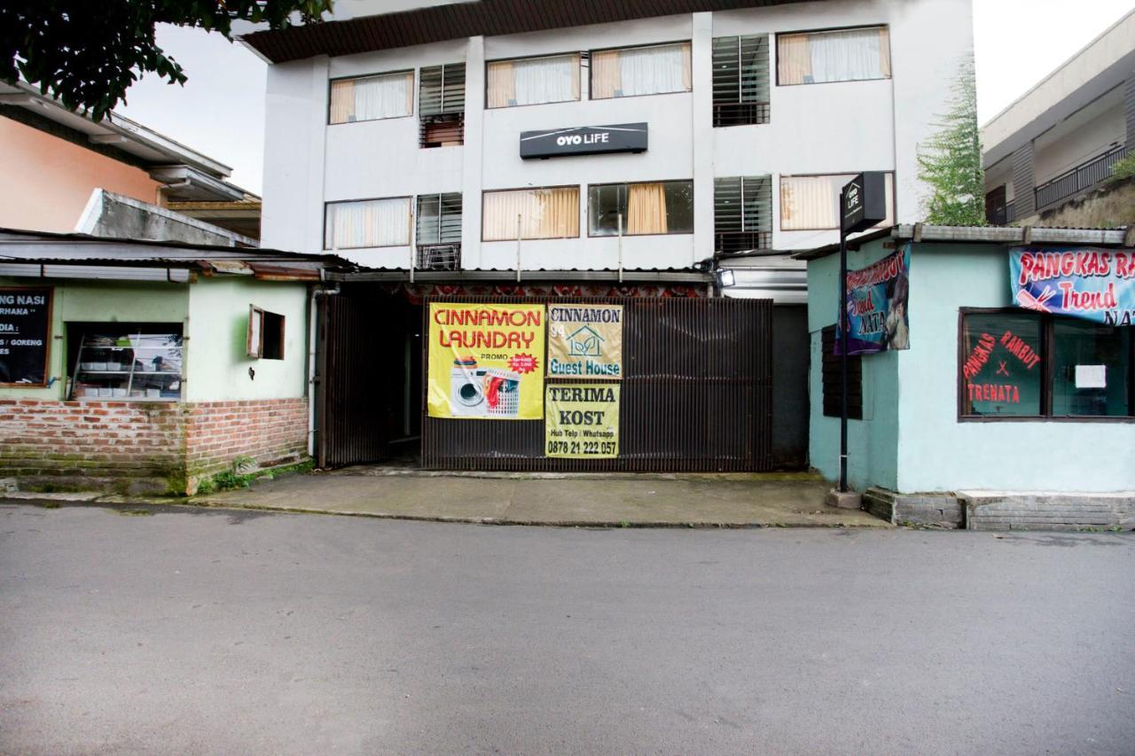 Hotel Oyo Life 2050 D'cinnamons Bandung